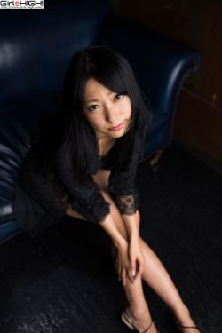 老和尚猛挺进她莹莹的体导演是谁